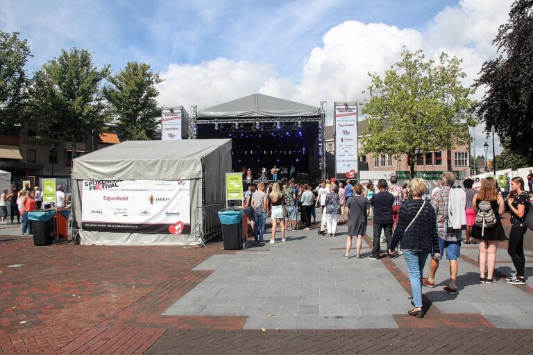 Feestweek Echtenerbrug — festival in Joure